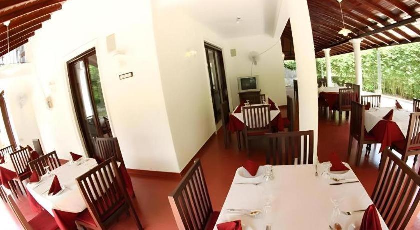 The Mgs Hotel Elpitiya  Exterior foto