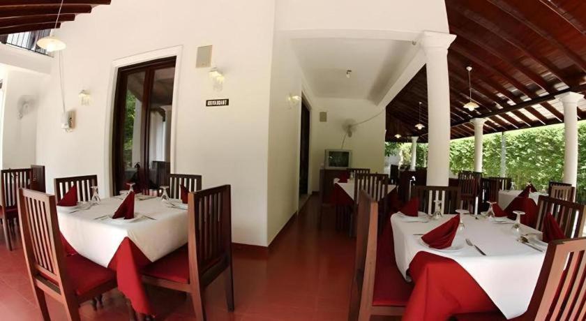 The Mgs Hotel Elpitiya  Exterior foto